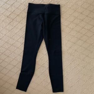 Lulu Lemon Black mid rise leggings size 4
